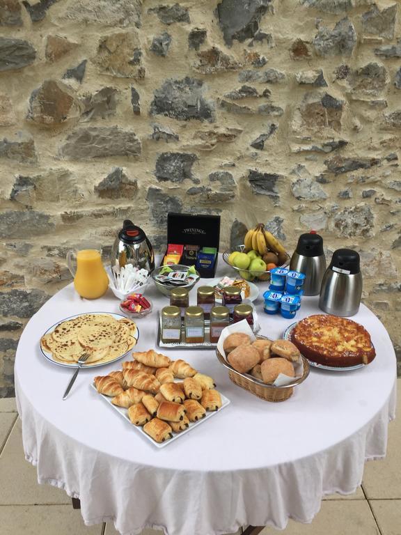 Domaine De La Carriere Bed & Breakfast Sumène Eksteriør bilde